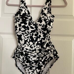 Ralph Lauren one piece swimsuit floral black white medium size 6